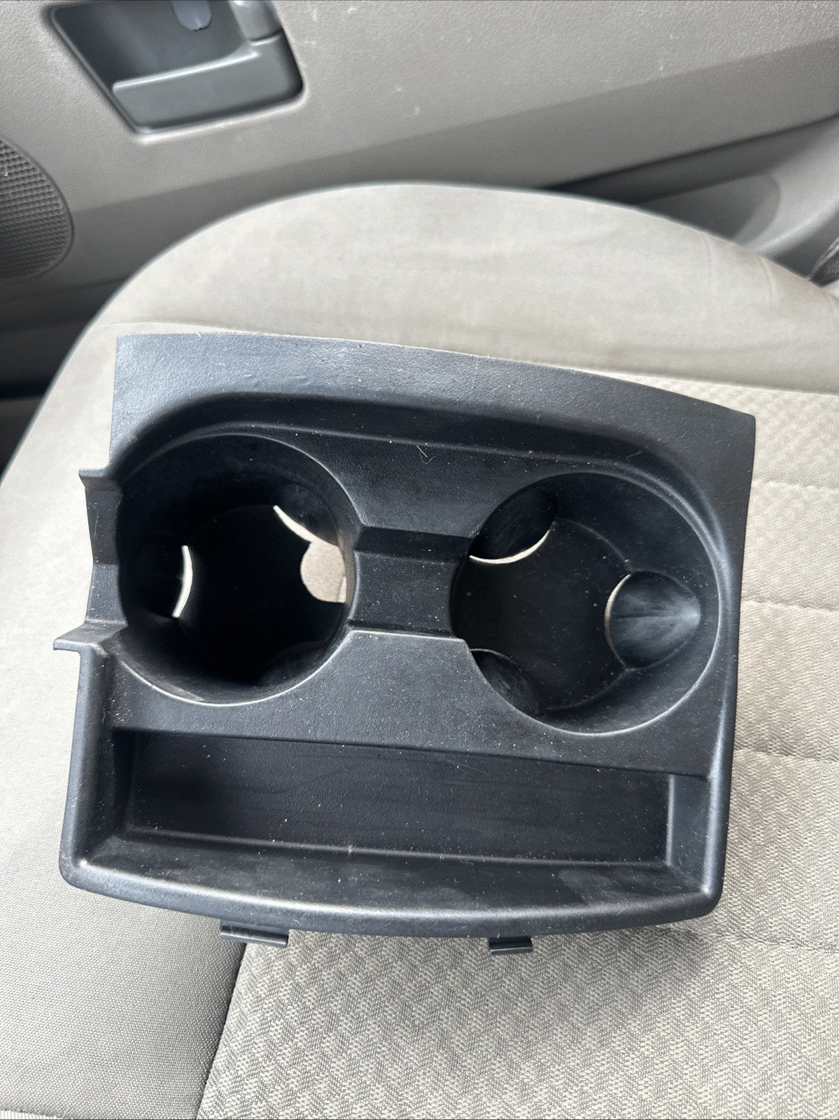 2006 Jeep Grand Cherokee Center Console Cup Holder *ONLY* Tan