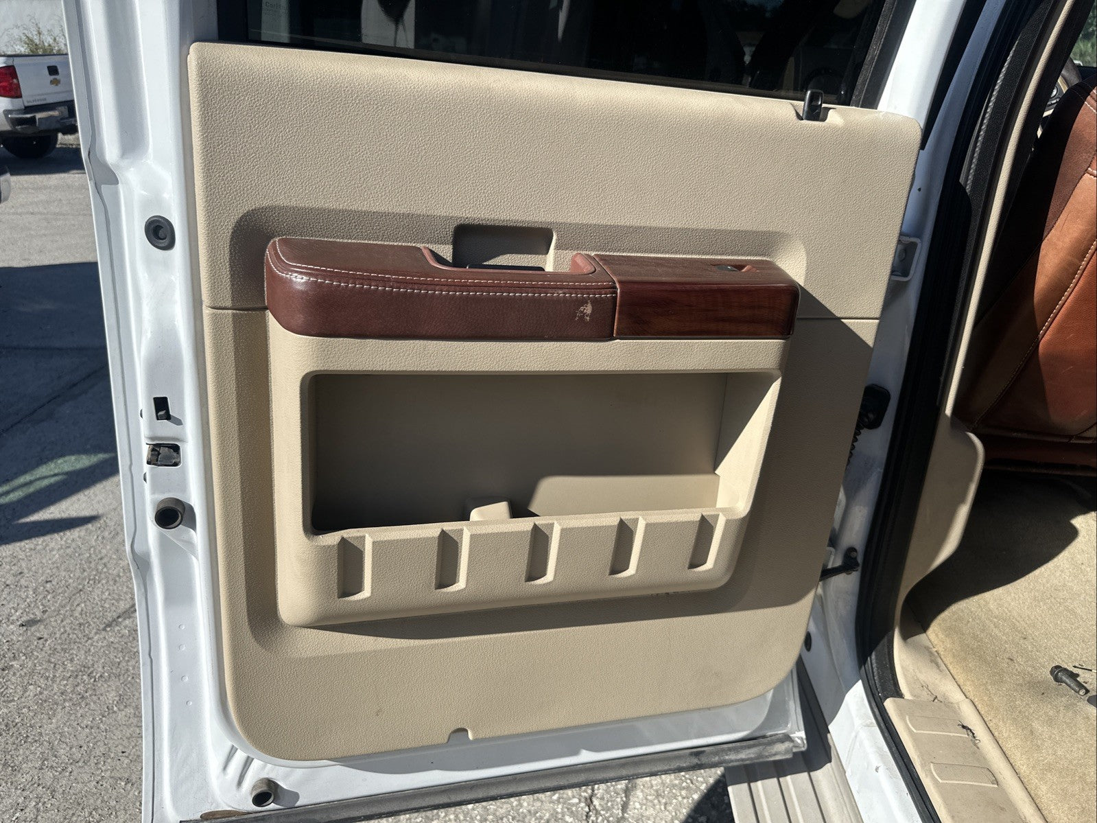 2008-2010 FORD F250 KING RANCH REAR & FRONT PASSENGER & DRIVER SIDE DOOR PANELS