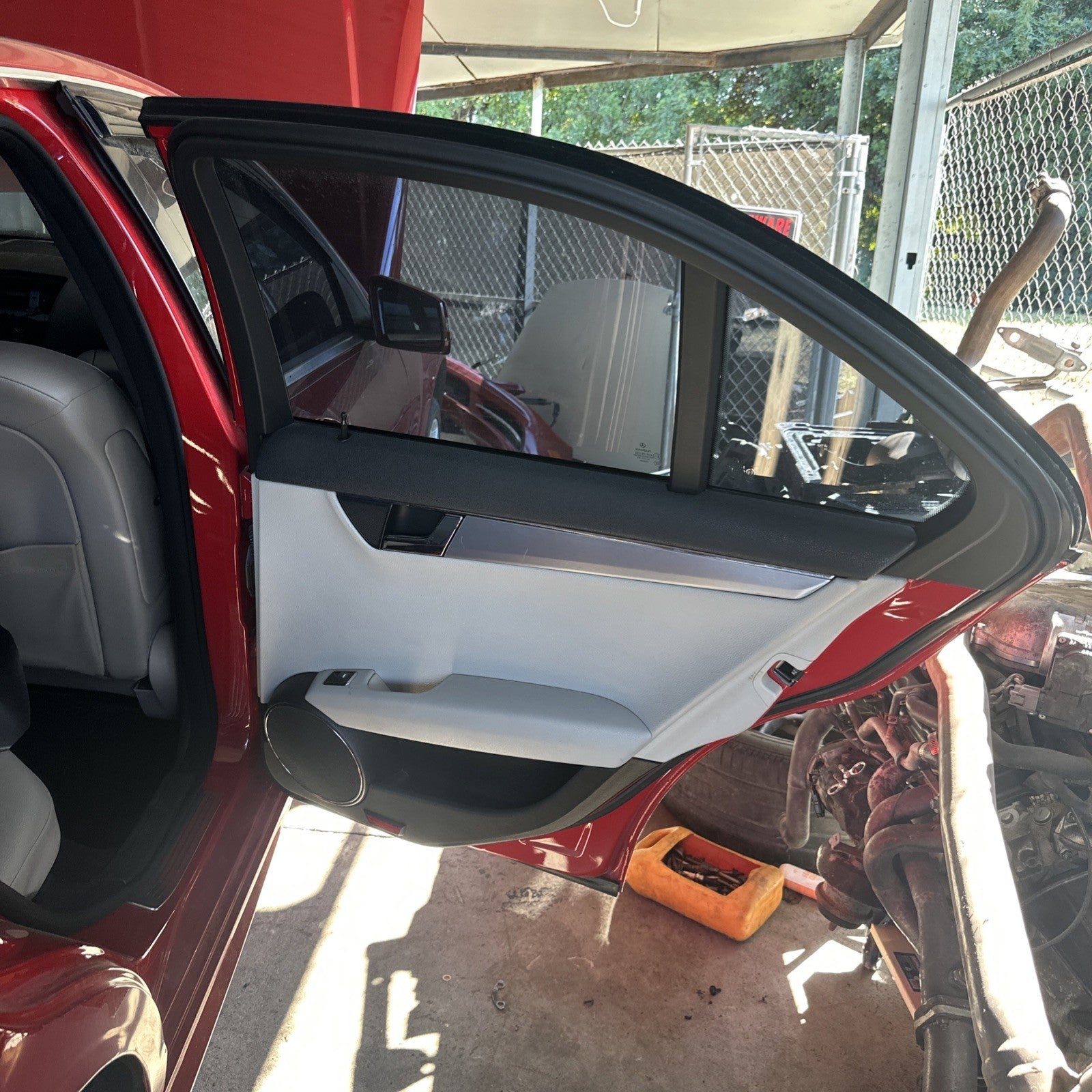 REAR DOOR C230 C250 C300 C350 C63 08 09 10 11 12 13 14 Right Red