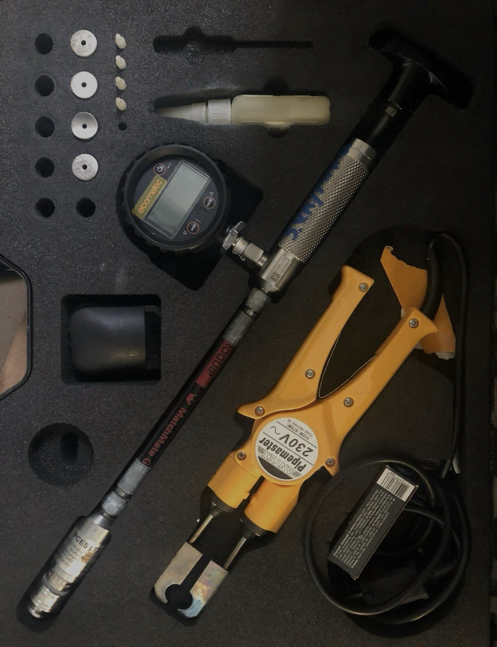 Elcometer 108 Elcometer 108 Hydraulic Adhesion Testers