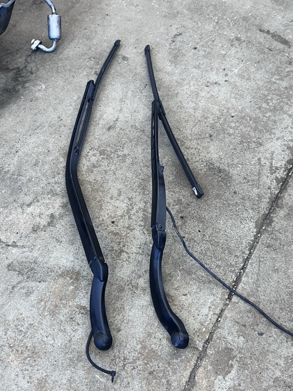 10-18 Jaguar XJ XJL X351 Front Right Left  Side Windshield Wiper Arm OEM