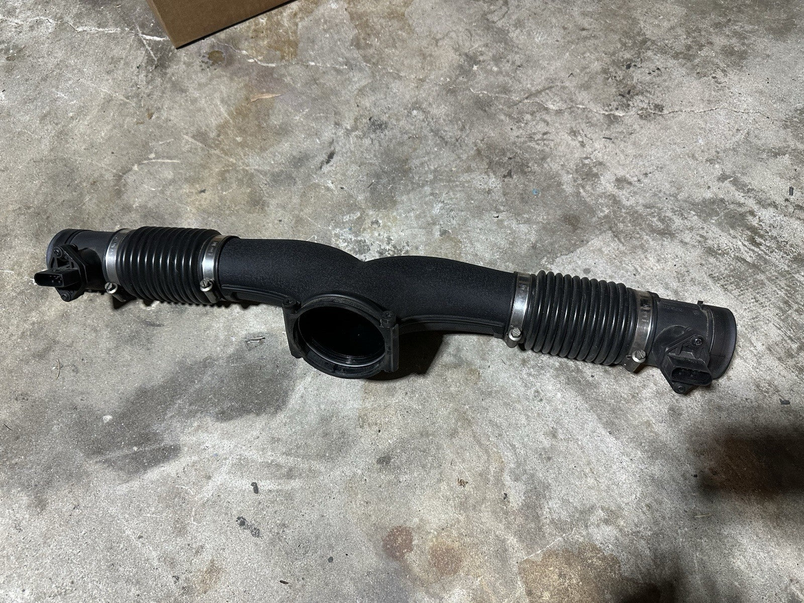 2003-2008 PORSCHE CAYENNE S V8 - Air Intake Dual Duct - OEM Genuine