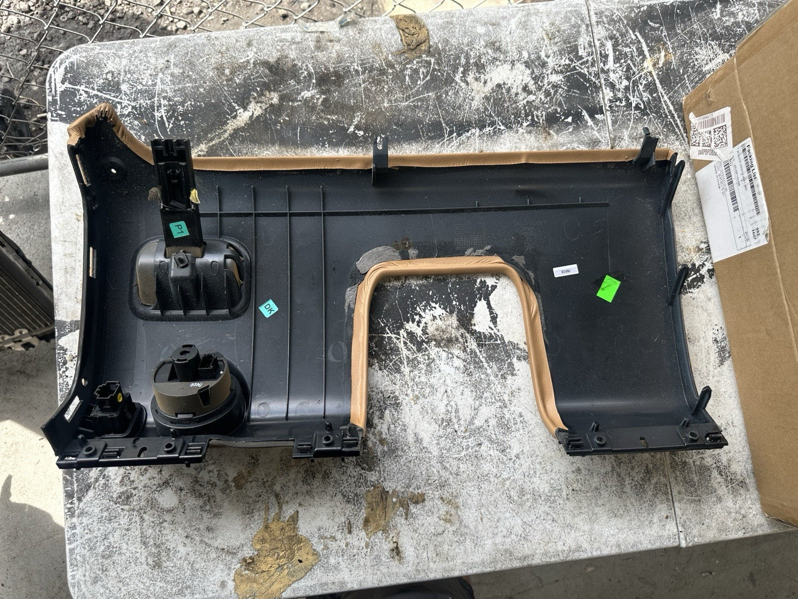 07 08 09 10 Porsche Cayenne Column dash cower lower OEM 7L5941289