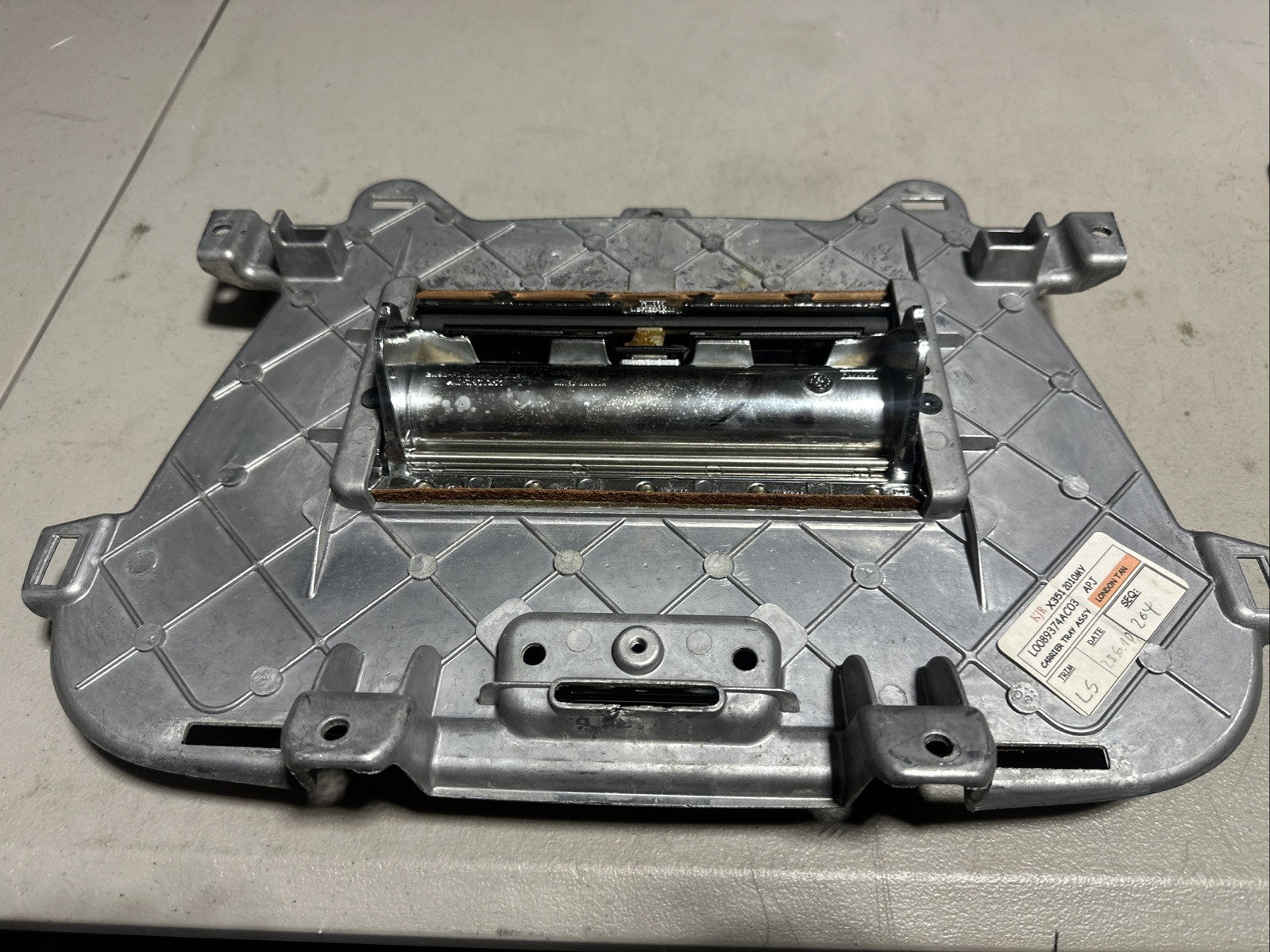 Seats/ Parts Jaguar XJ 2012 2W93F045H36D