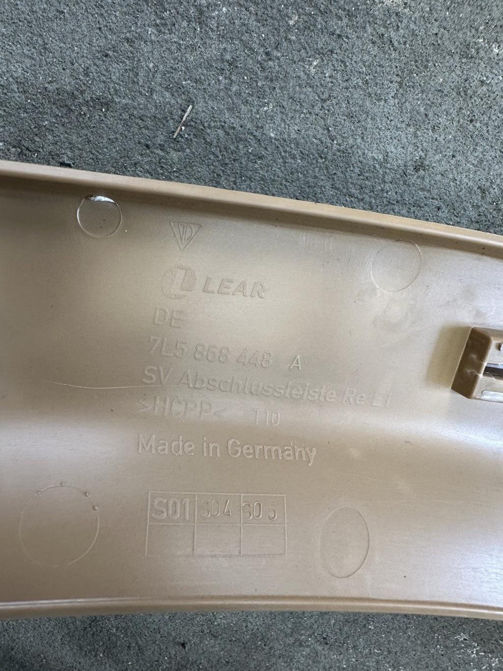 2003-2010 Porsche Cayenne Driver Rear Trunk Trim Panels Both Sides 7L5868447