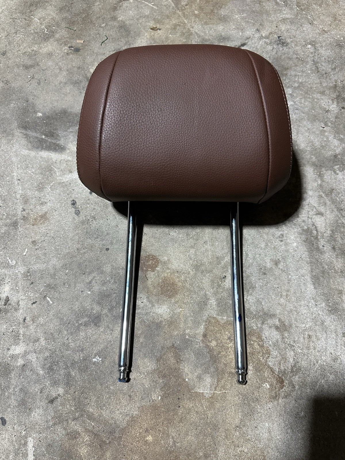 BMW X5 HEADREST FRONT SEAT BROWN F15 2014-2018 OEM