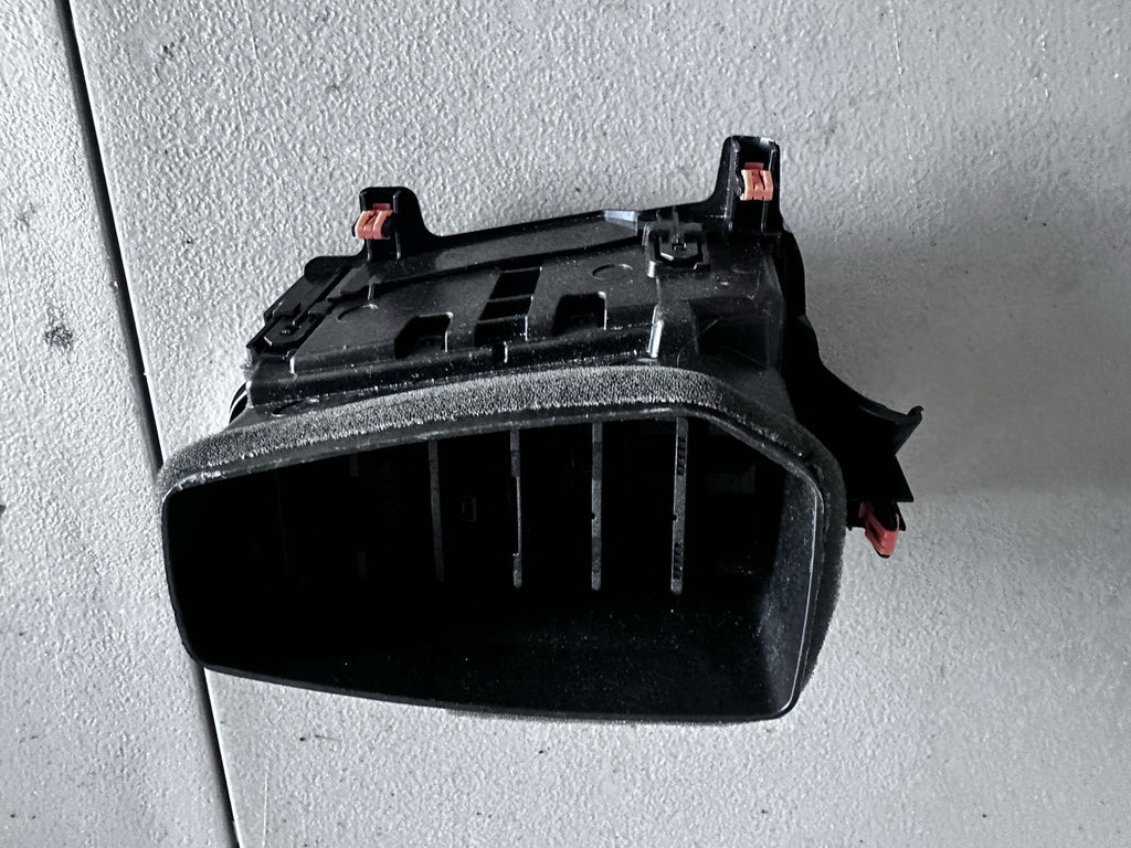 20-26 TOYOTA COROLLA FRONT LEFT DRIVER SIDE DASH BOARD OUTER A/C VENT OEM