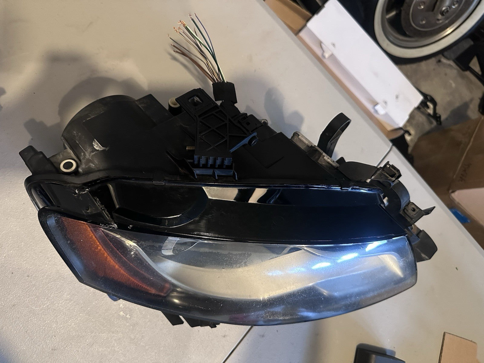 Complete! 2009-2012 Audi A4 S4 HID Xenon Headlight Right Rh Passanger Side OEM