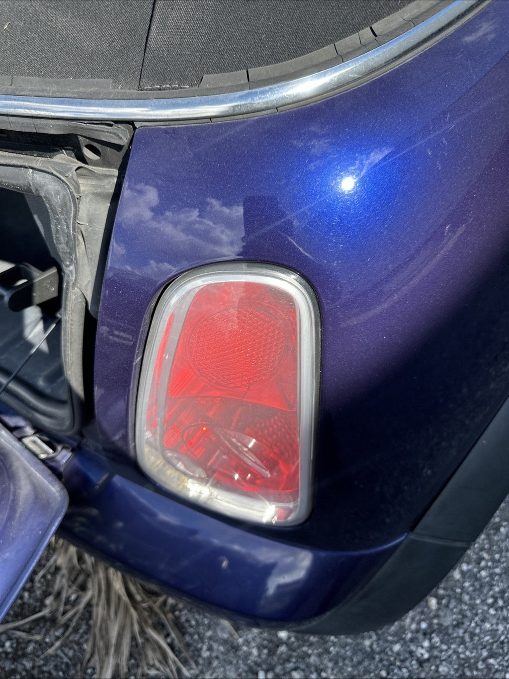 Mini Cooper Right Rear Taillight 63217166960 2005-2008 R50 R52 R53 513