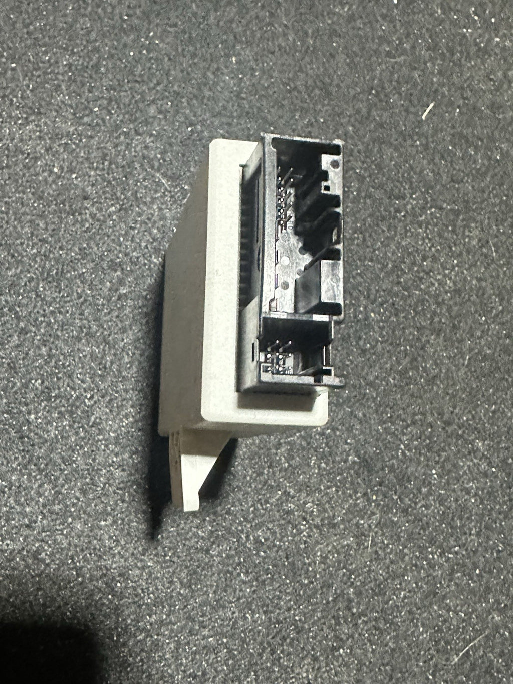 Mini BMW Control Module Relay ECU 55892110 6135-6960792 - 01