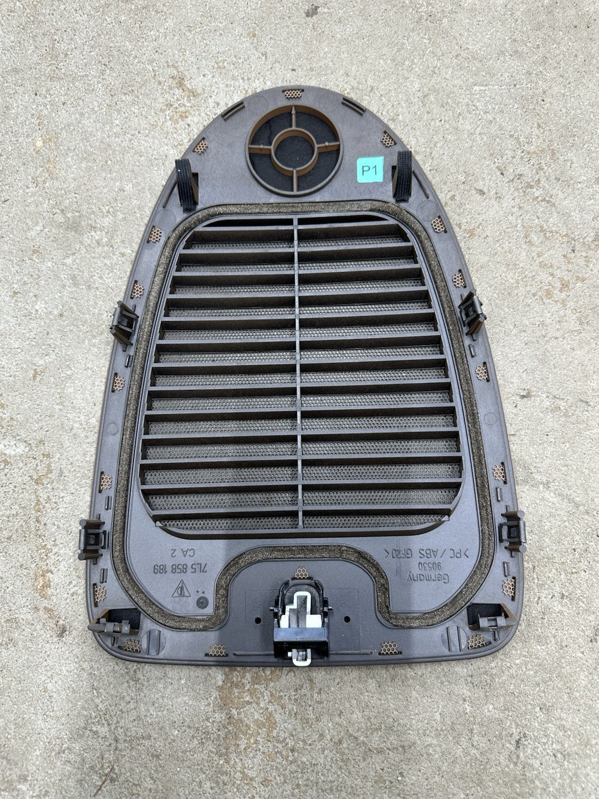 2003-2010 Porsche Cayenne Top Dash Vent Bezel Grille Brown