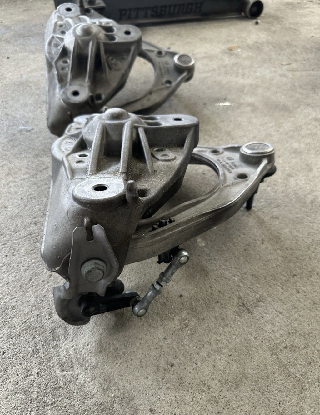 2003-2010 PORSCHE CAYENNE 955 957 FRONT SUSPENSION UPPER CONTROL ARM SET OF 2