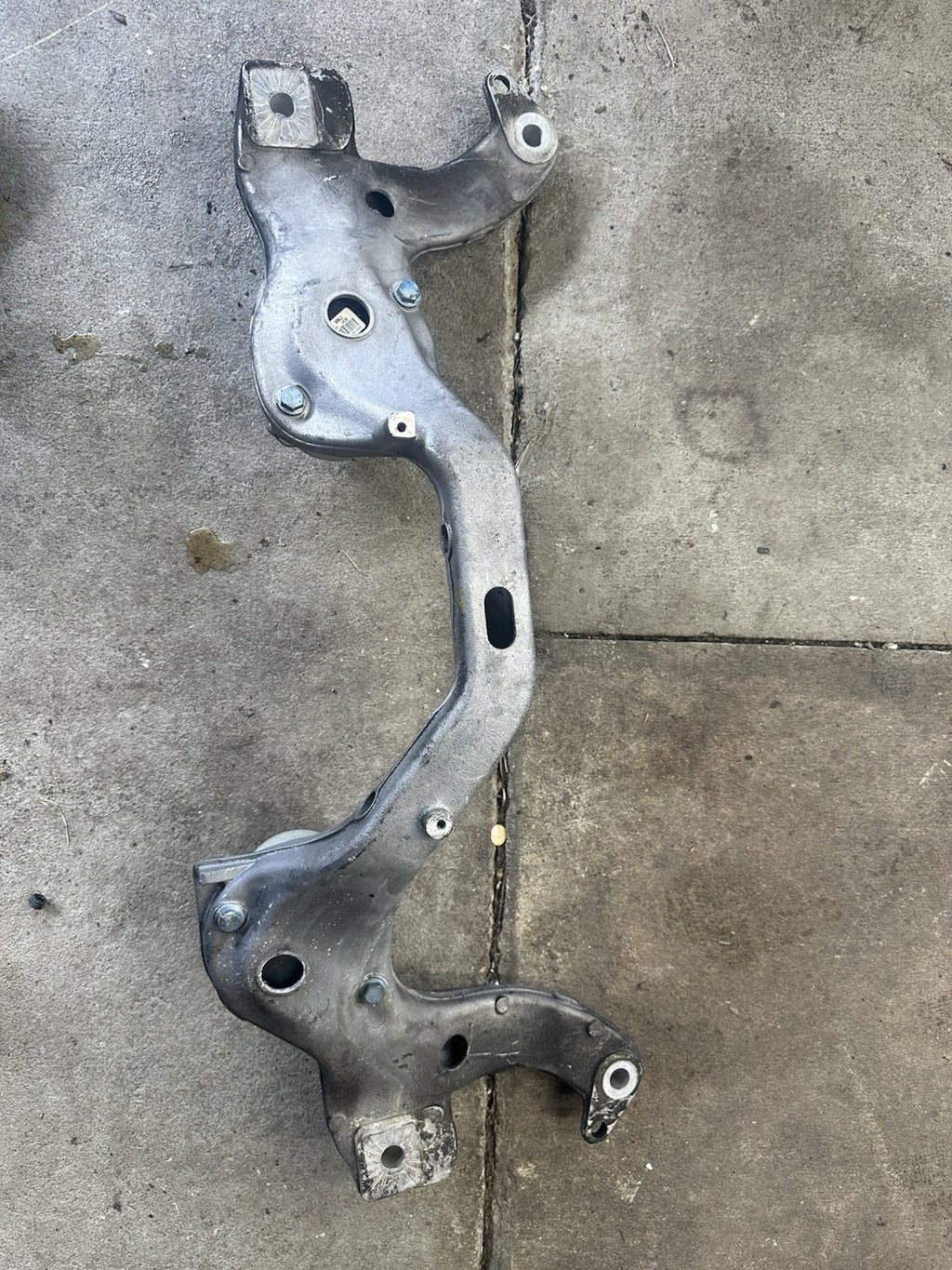 03-06 Porsche Cayenne 955 Front Subframe Cradle Crossmember Support 94837530902