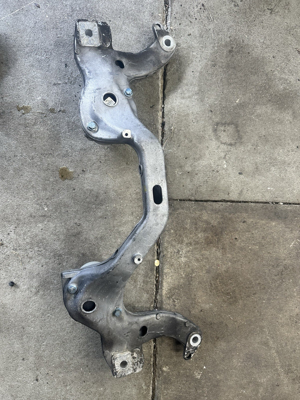 03-06 Porsche Cayenne 955 Front Subframe Cradle Crossmember Support 94837530902