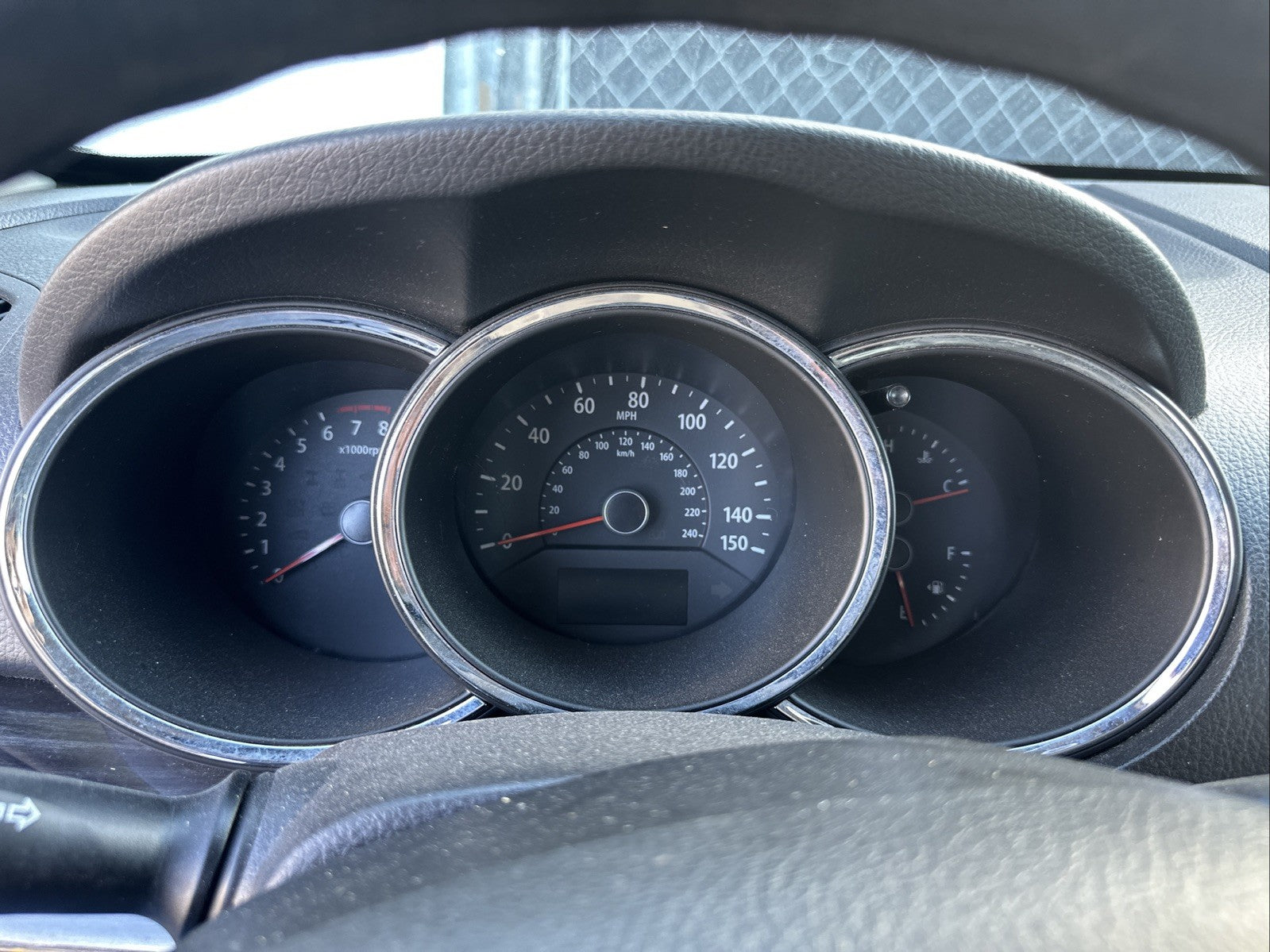 2012-13 Kia Sorento 94K Miles Instrument Cluster Gauges 94001-1U050