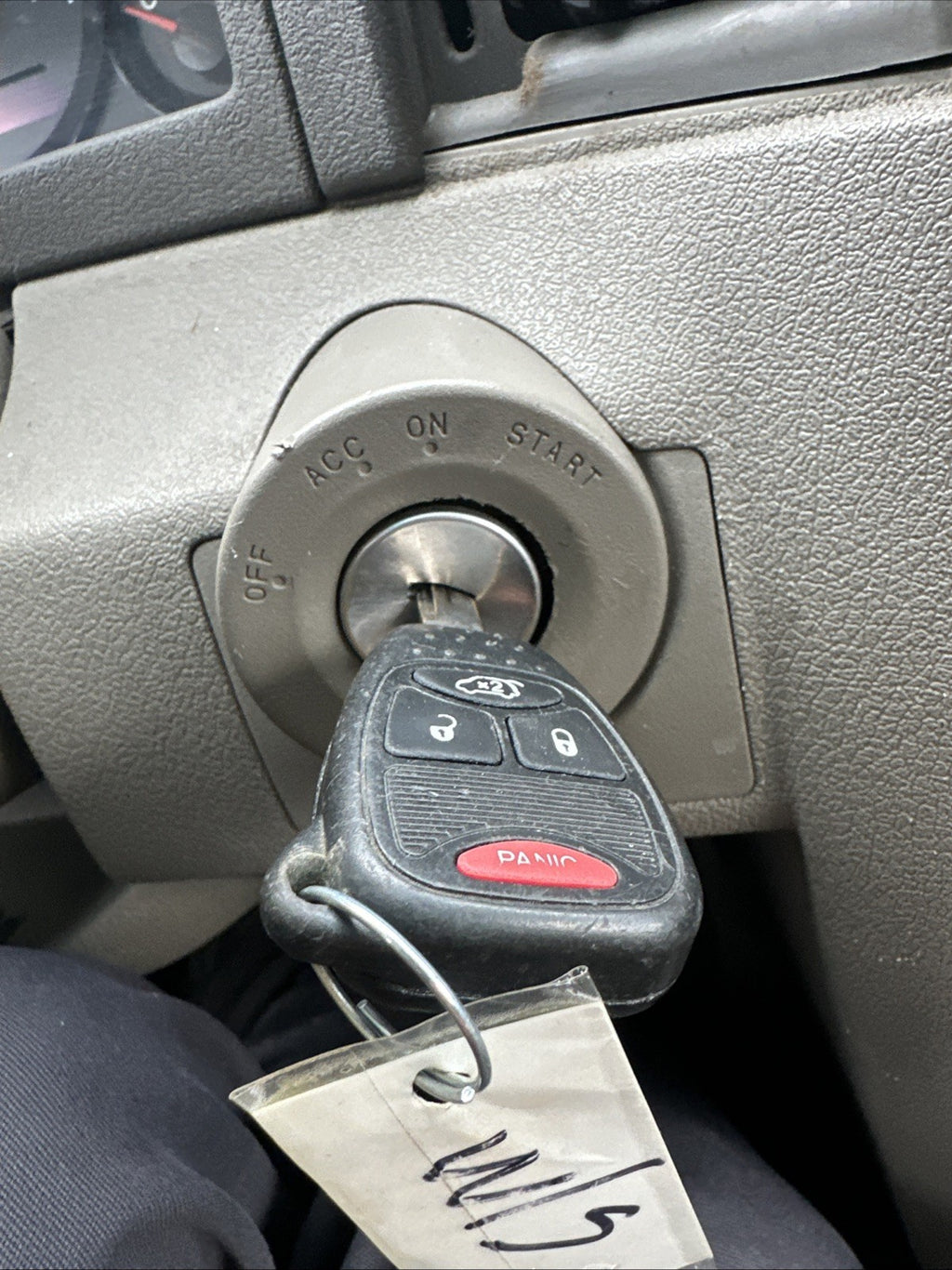 2005 - 2007 JEEP GRAND CHEROKEE OEM 3.7 IGNITION SWITCH IMMOBILLZER & KEY GC1