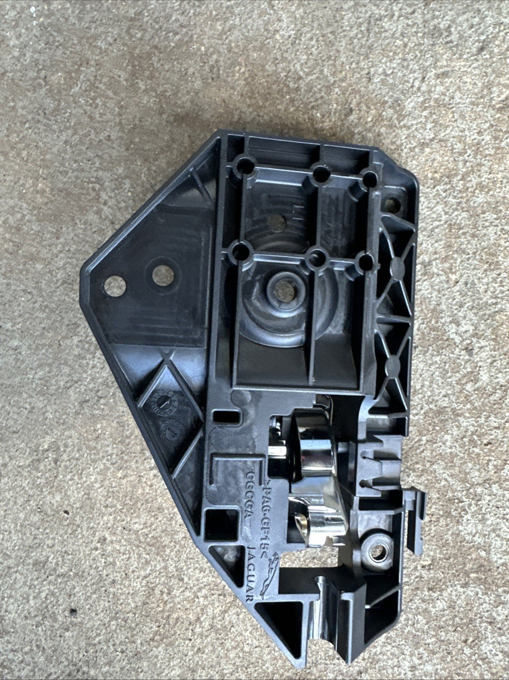 H409173 2010-2015 Jaguar XF XJ FRONT or REAR INTERIOR PULL DOOR HANDLE RH Side