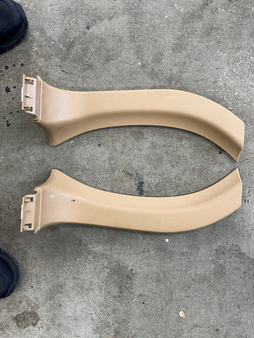 2003-2010 Porsche Cayenne Driver Rear Trunk Trim Panels Both Sides 7L5868447