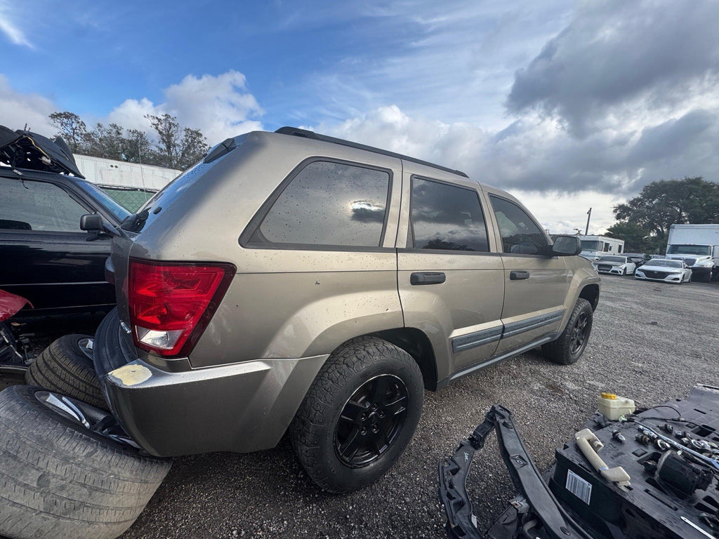 2005 - 2007 JEEP GRAND CHEROKEE OEM 3.7 IGNITION SWITCH IMMOBILLZER & KEY GC1