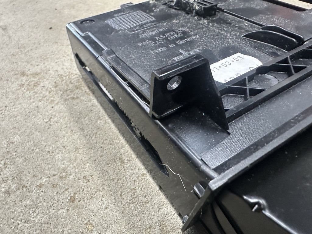 2004 Porsche Cayenne S ✦ Center Dash Console Tray 7L5857321A OEM G1-3