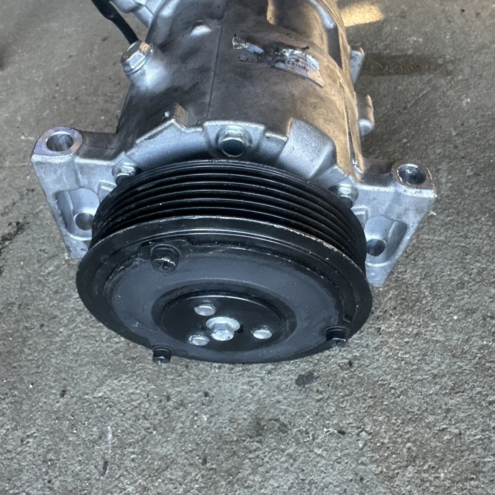 10-17 Jaguar XJ XJL X351 AC A/C Air Conditioning Compressor Unit