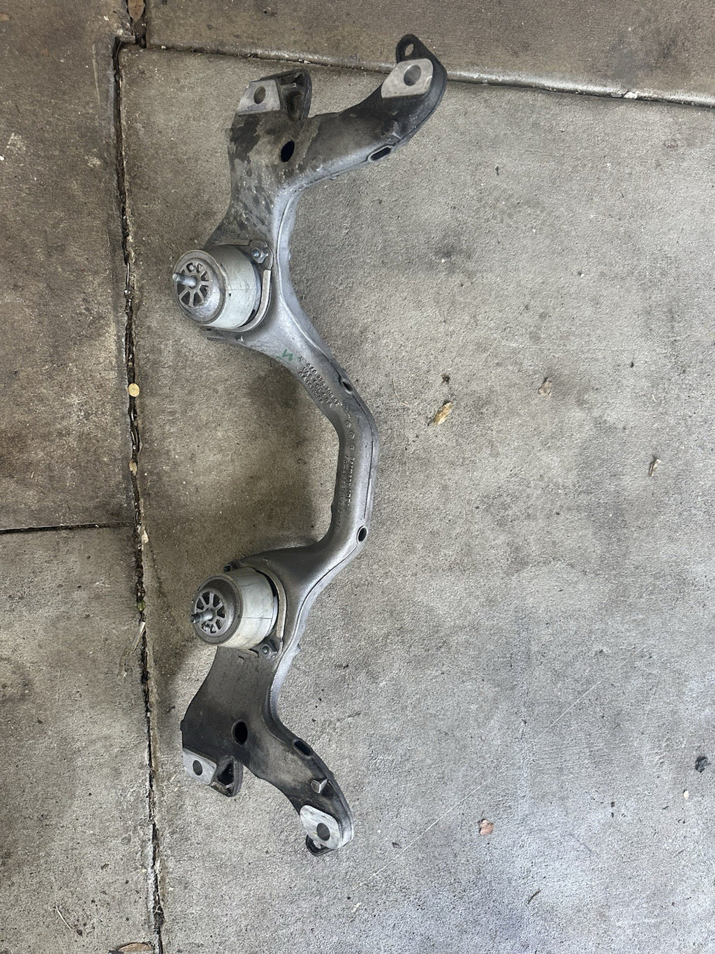 03-06 Porsche Cayenne 955 Front Subframe Cradle Crossmember Support 94837530902