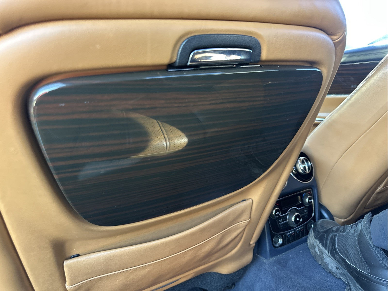 Genuine Oem Jaguar XJ XJL X351 LWB LIMO REAR PICNIC TABLES SET RARE Driver Seat