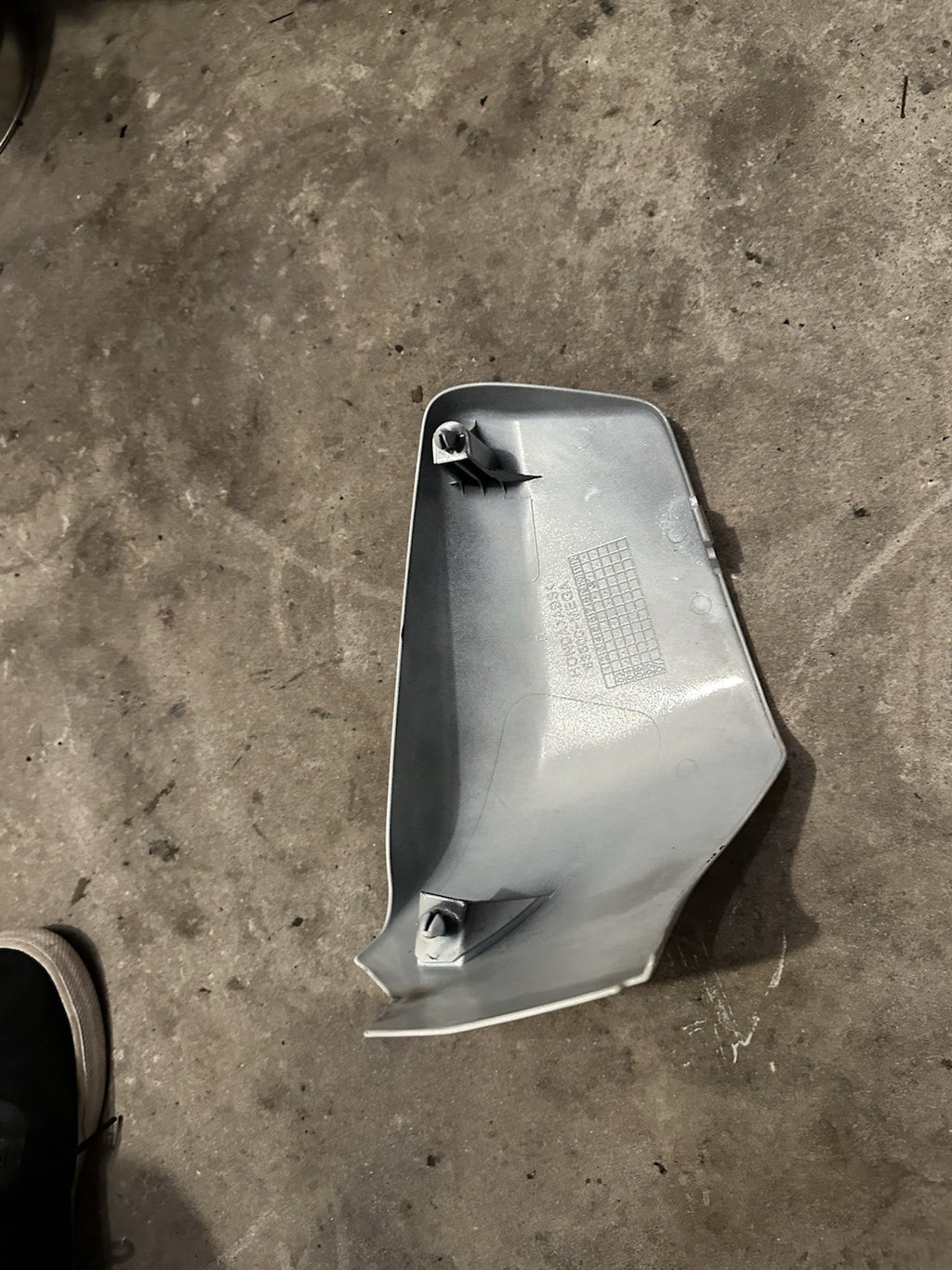 2004-2009 HONDA VT750 SHADOW AERO  PAIR RH LH SIDE COVER PANEL WHITE OEM