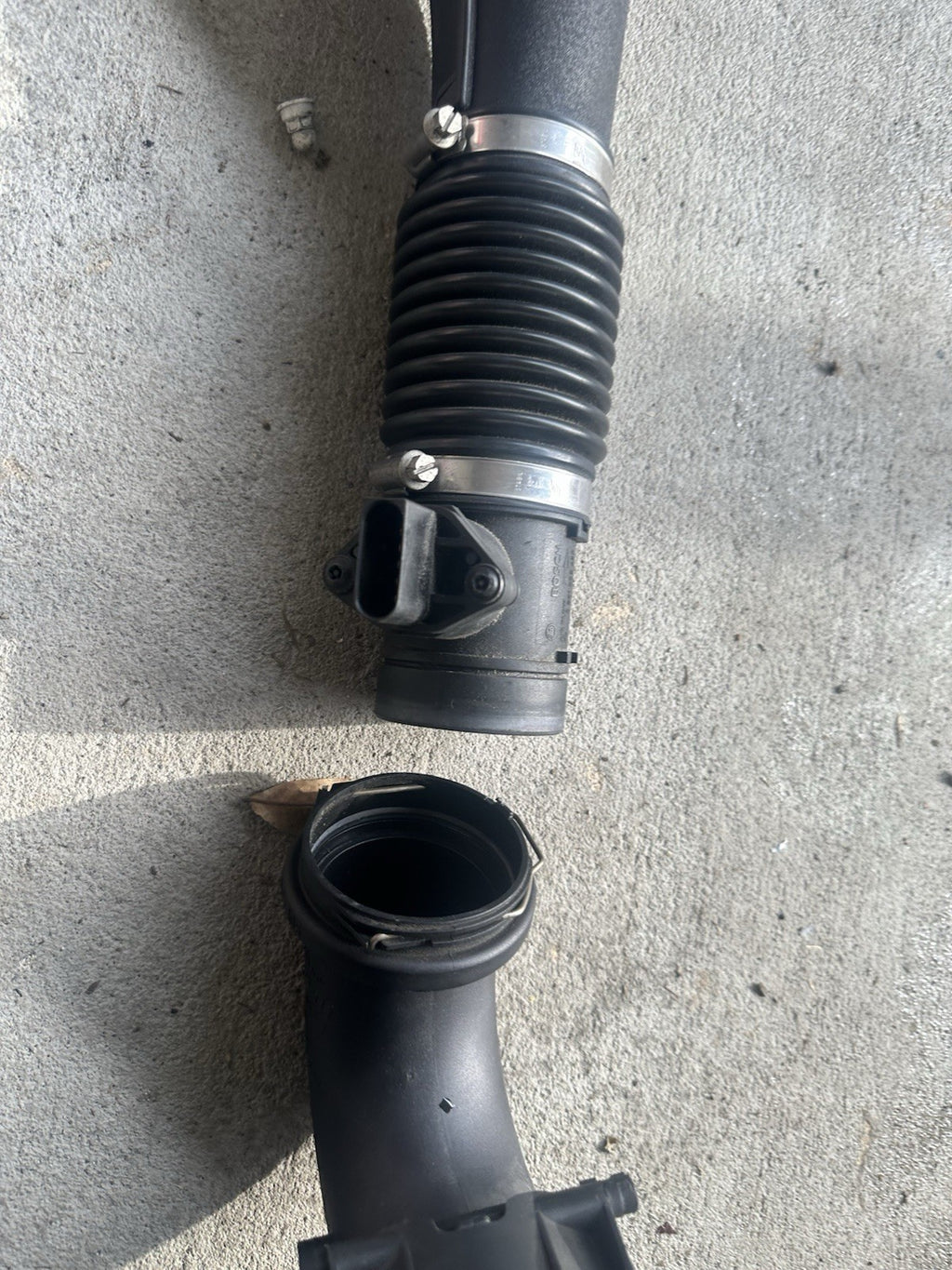 2003-2006 PORSCHE CAYENNE 4.5L - AIR Intake TUBE / PIPE Cleaner System Complete