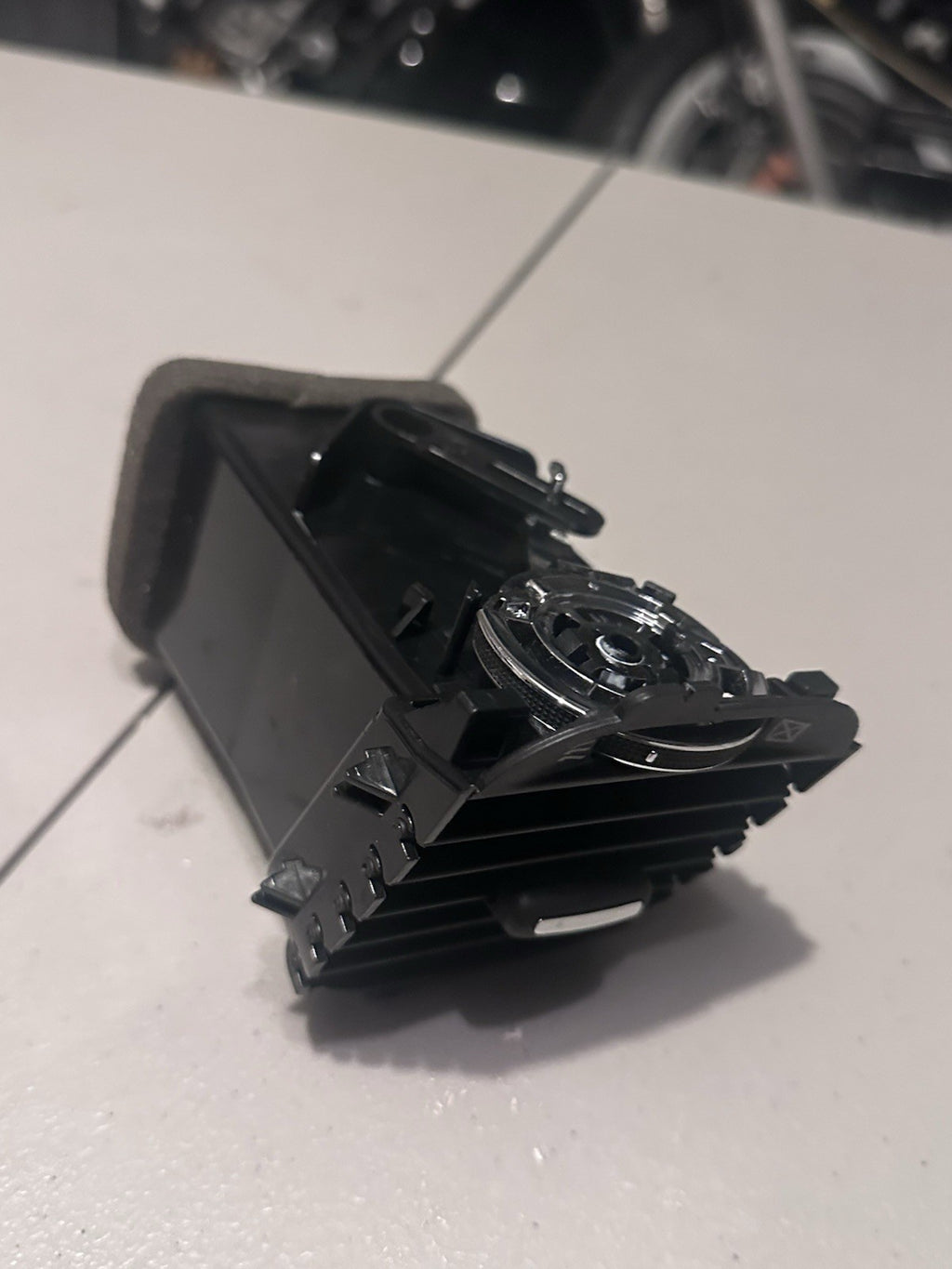 2011-2022 Dodge Charger Front Left Outer Driver Dash Air Vent OEM S12