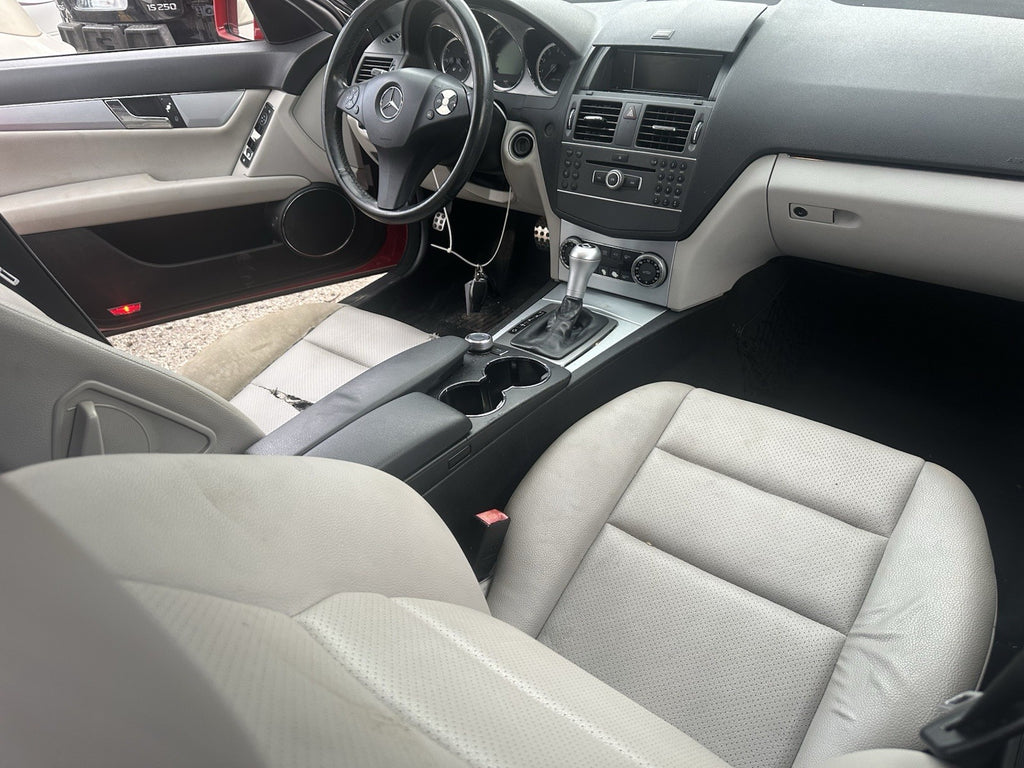 2011 Mercedes E350 OEM Ignition Switch With Key a2075450108