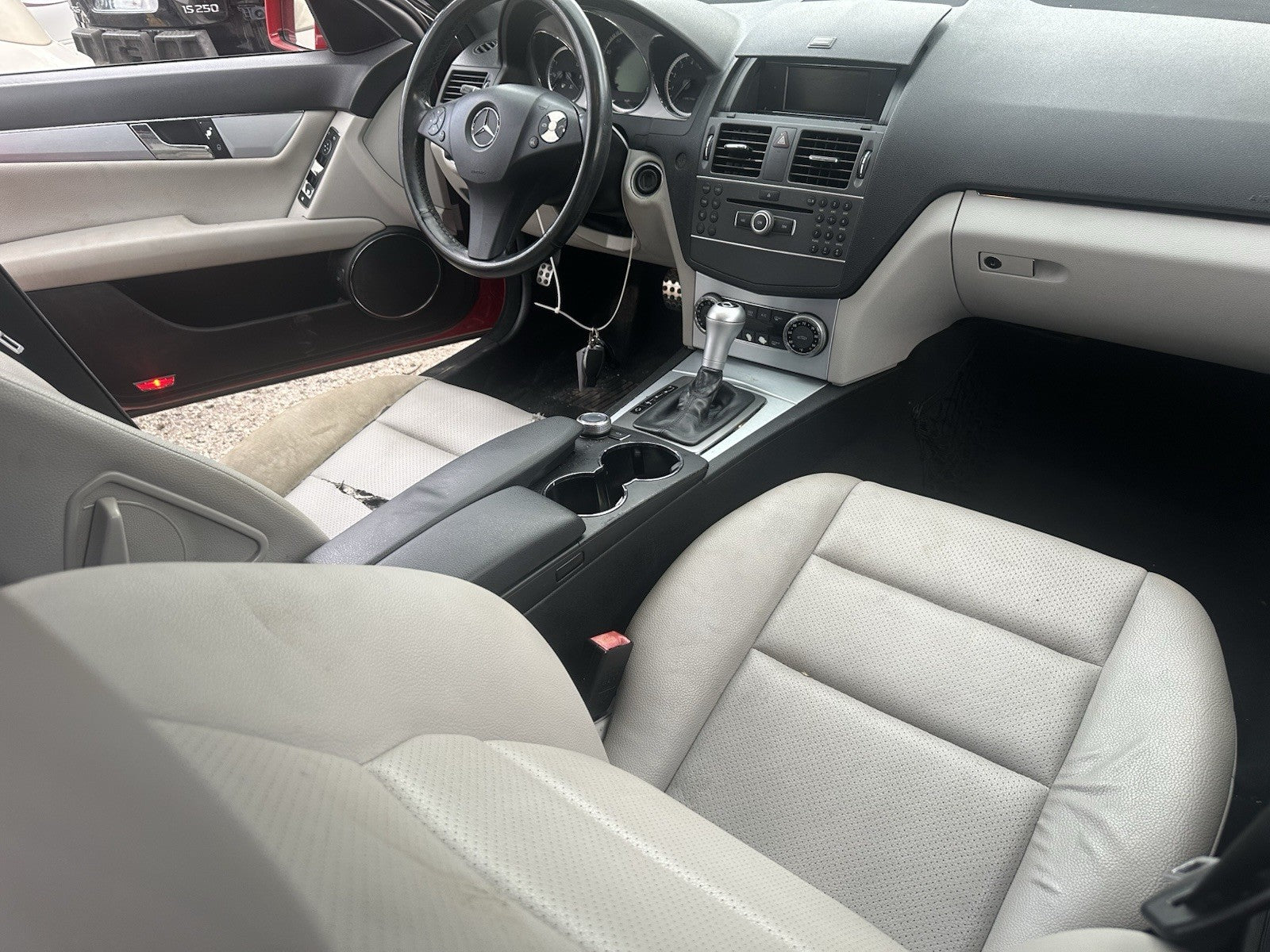 2011 Mercedes E350 OEM Ignition Switch With Key a2075450108