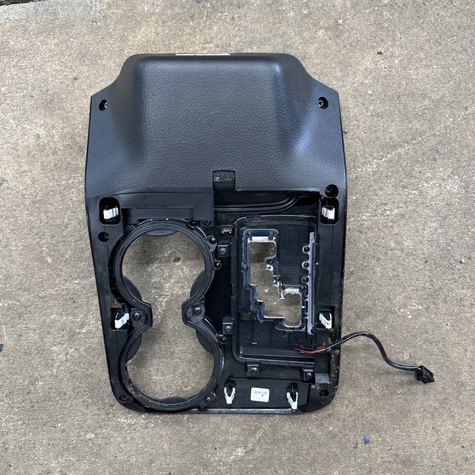 Shift Bezel Center Console Shifter Fits 2011 2012 2013 KIA SORENTO O116-195936