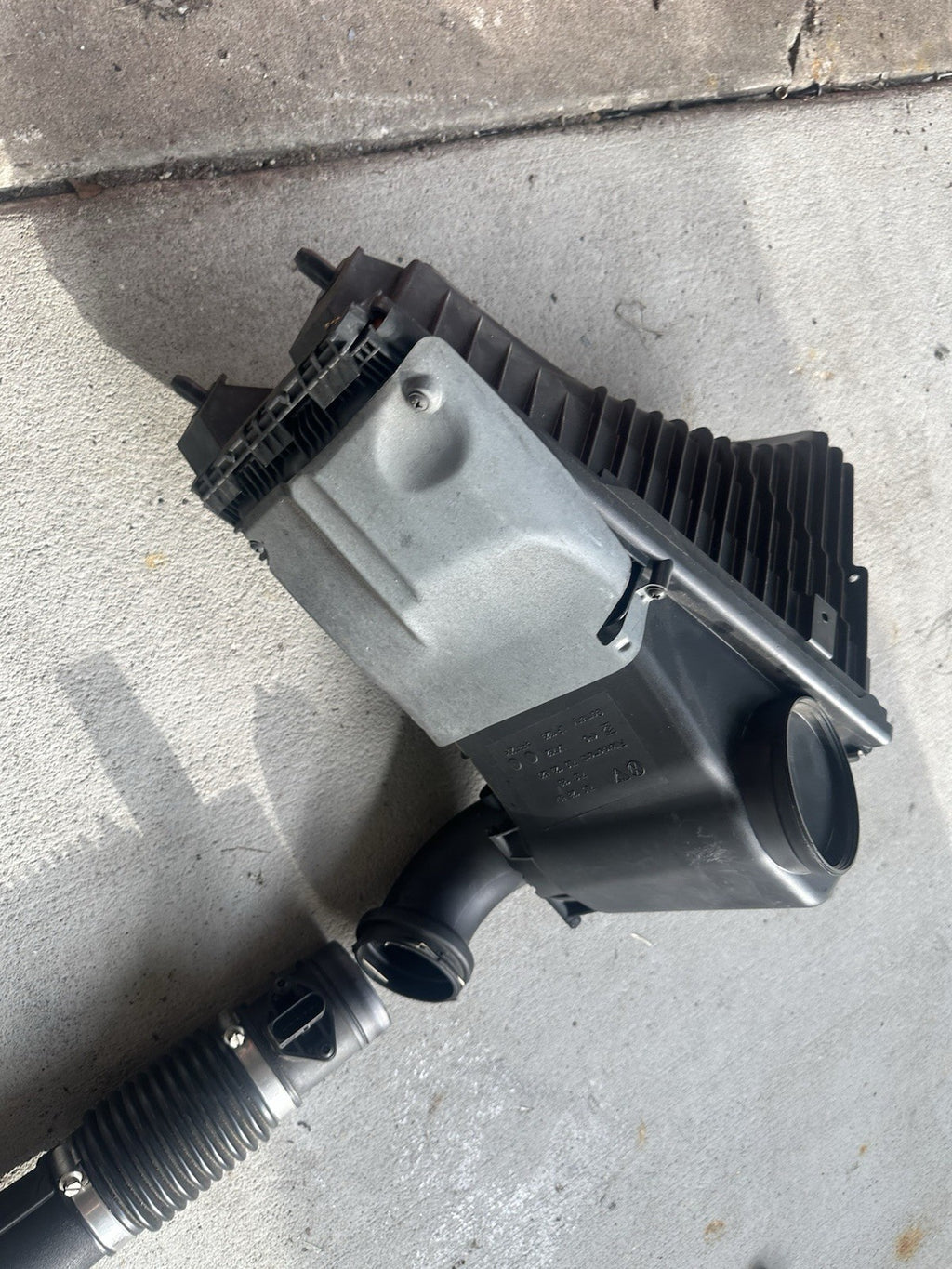 2003-2006 PORSCHE CAYENNE 4.5L - AIR Intake TUBE / PIPE Cleaner System Complete