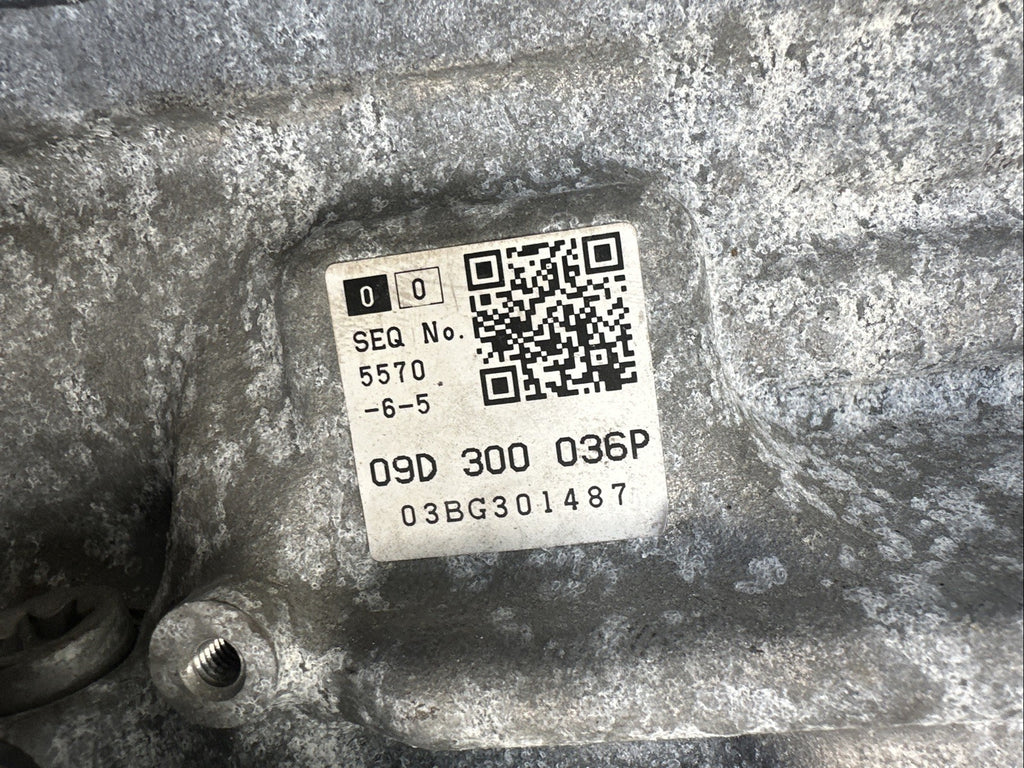 Fits 03-06 PORSCHE CAYENNE 4.5L  AT Transmission ASSY W/O Turbo 94k MILES