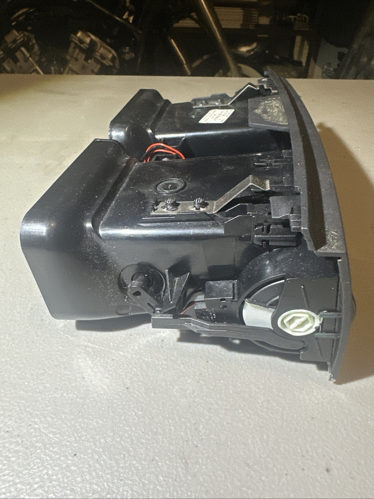 2011 MERCEDES C-CLASS Center Dash Air Vent2008-2011a2048307354