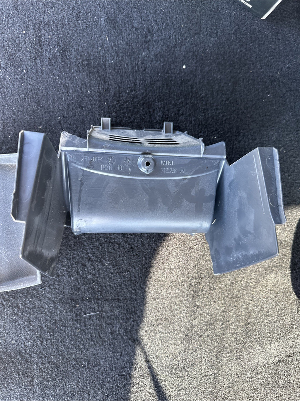 2002 - 2006 MINI COOPER WHEEL COLUMN LOWER TRIM PANEL BEZEL COVER 140980 7121738