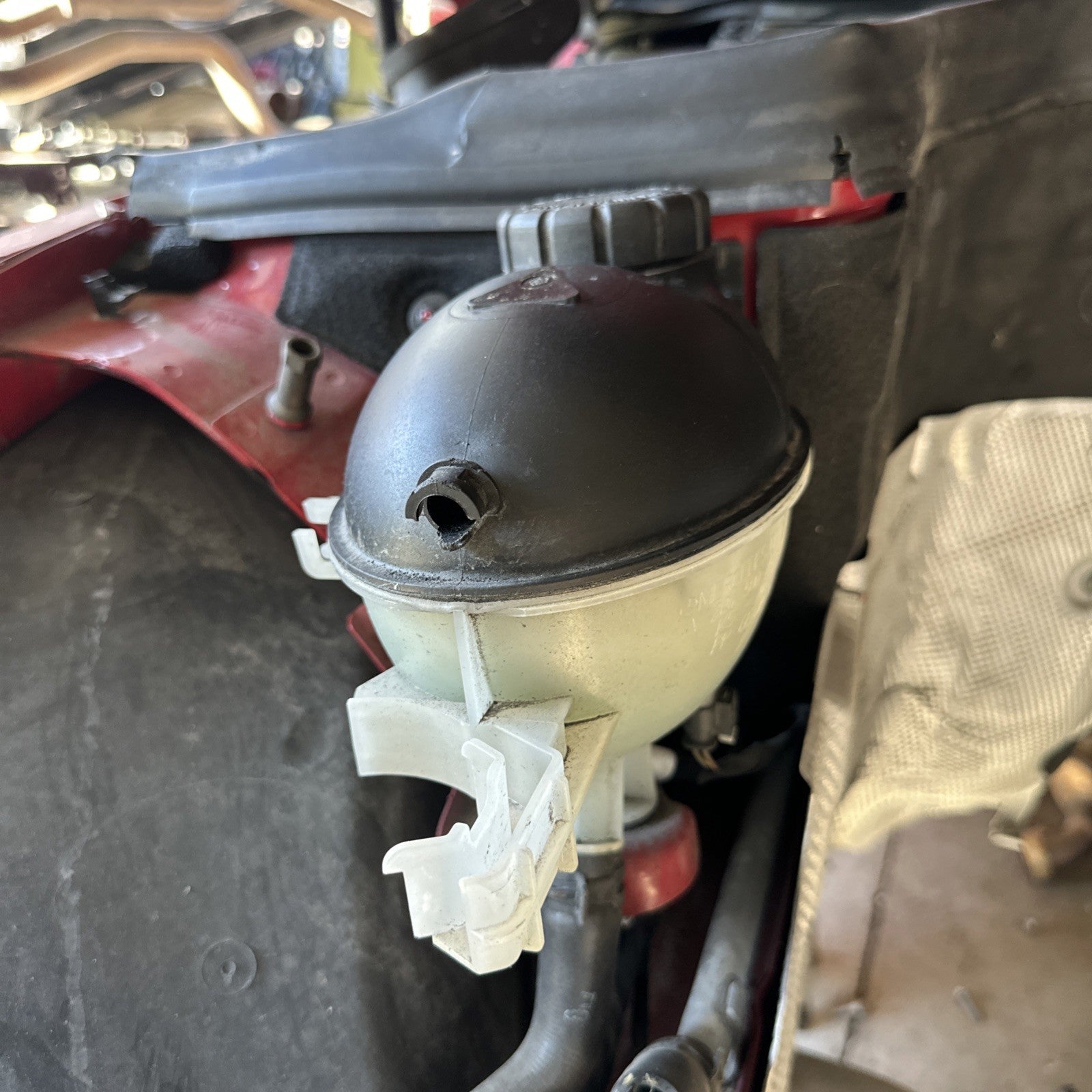 2008 - 2014 Mercedes Benz C Class W204 Coolant Overflow Expansion Reservoir Oem