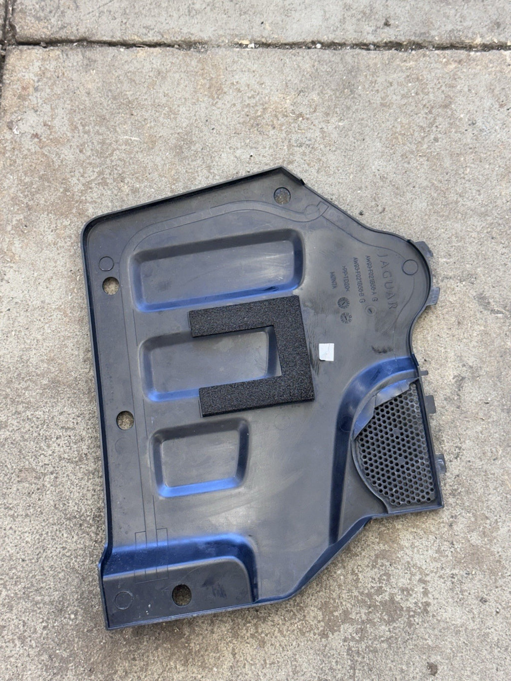 H501109 2010-2018 Jaguar XJ XJL Battery Tray Cover Plate Trim AW93-F021B56-AG