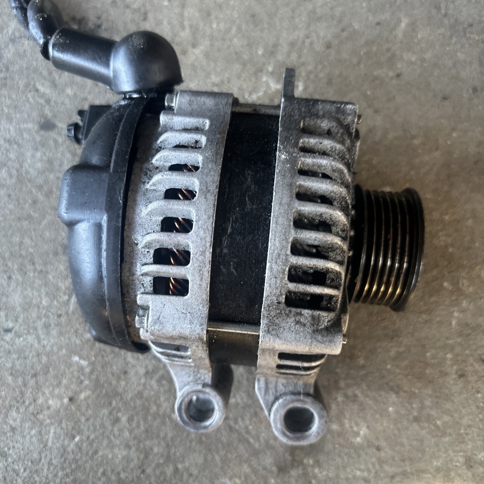 2010-2015 Jaguar XJ XF XK XJL Alternator Generator Assembly 8W83-10300-AC OEM