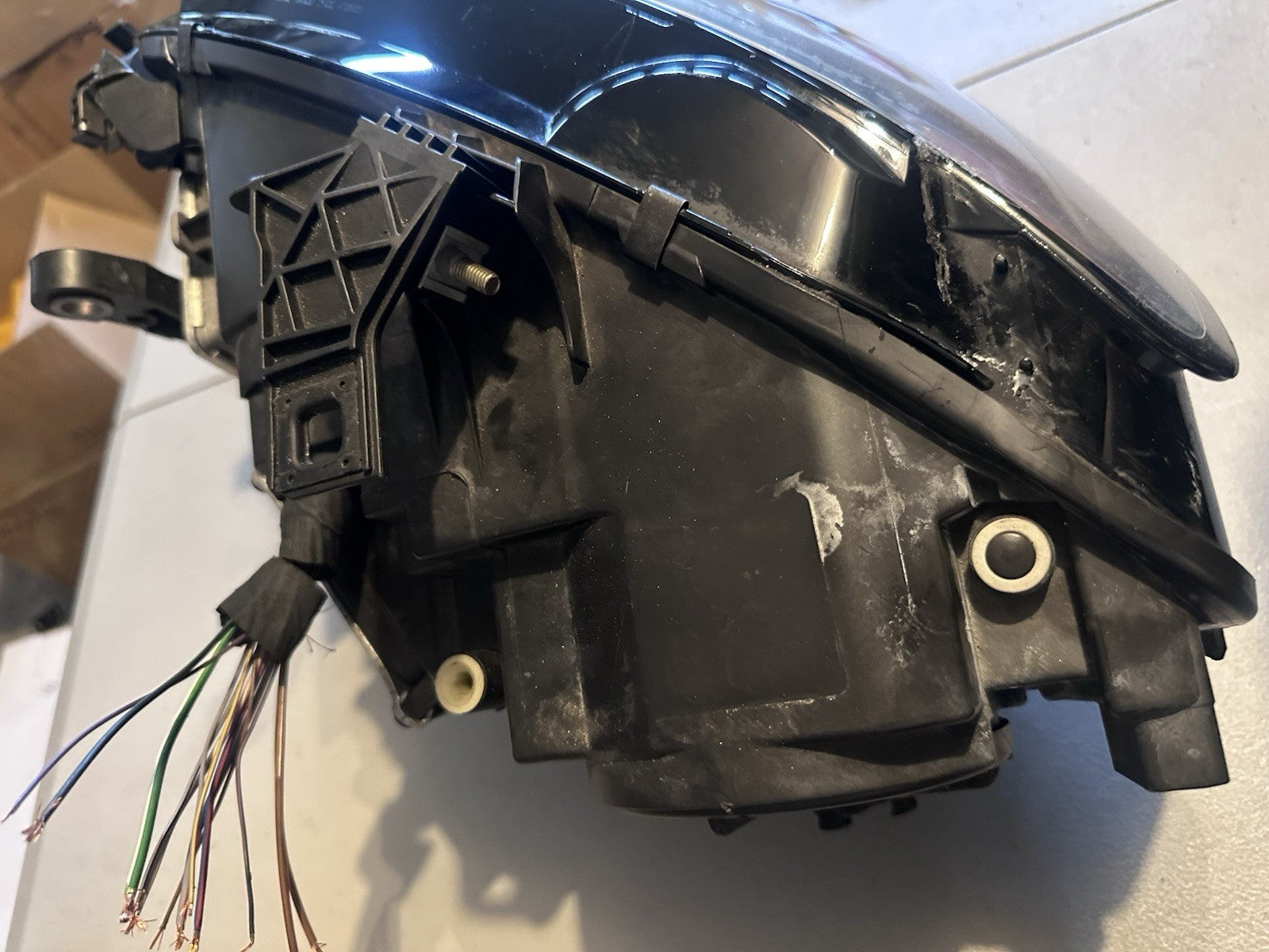 Complete! 2009-2012 Audi A4 S4 HID Xenon Headlight Right Rh Passanger Side OEM