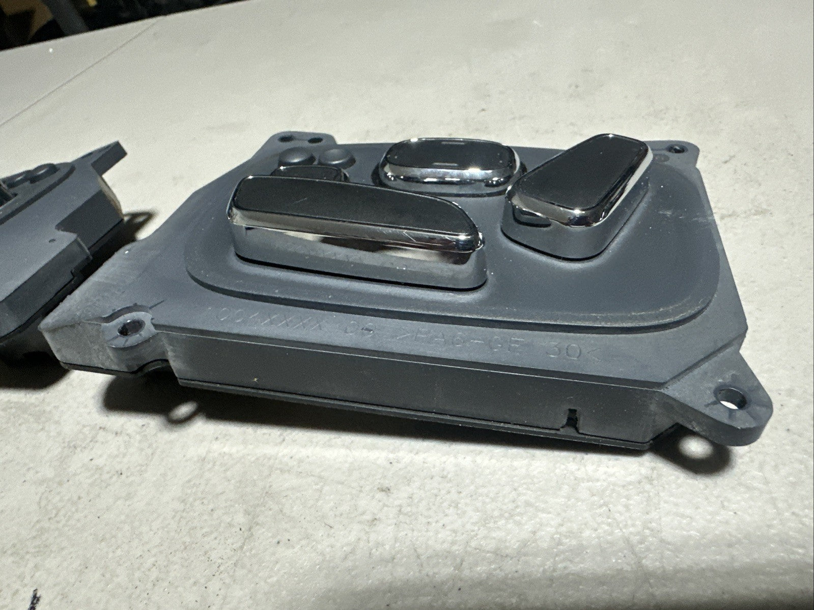 10-19 Jaguar X351 XJL XJ Front RH + LH  Side Seat Control Switch OEM