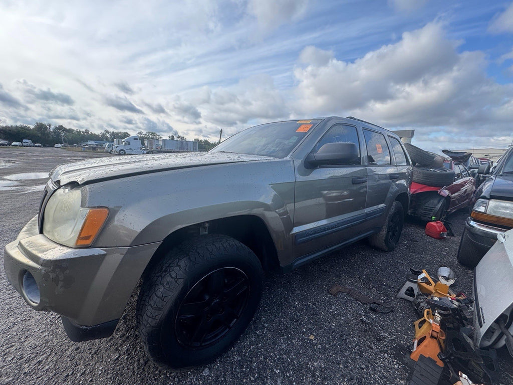 2005-2010 Jeep Grand Cherokee Driver Left Side View Power Door Mirror