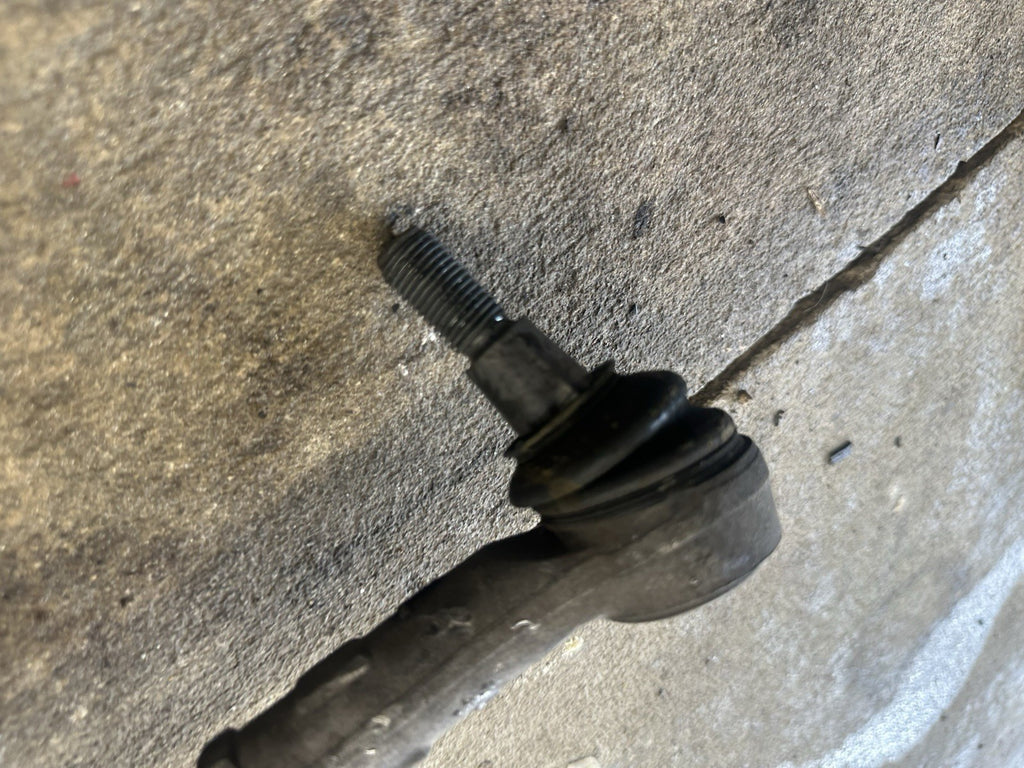 03-10 PORSCHE CAYENNE POWER STEERING RACK AND PINION OEM