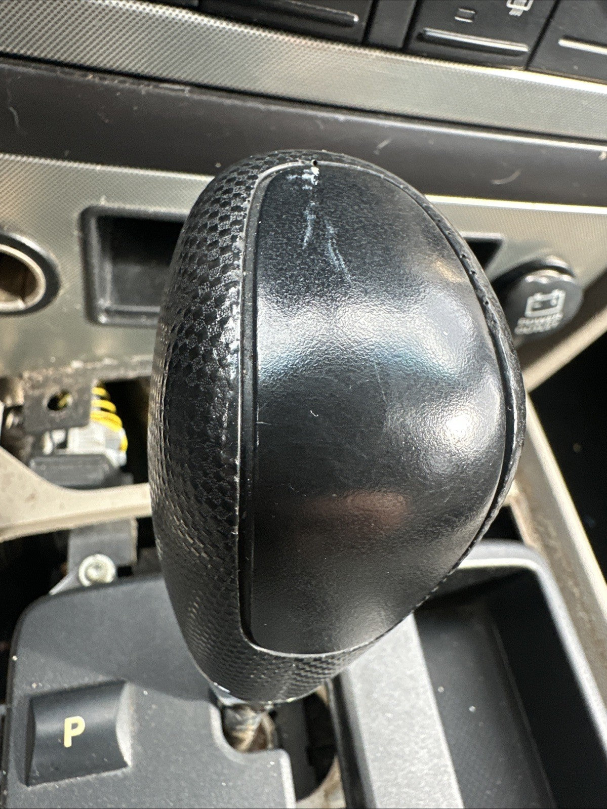 2005 Jeep Grand Cherokee 3.7L Automatic Floor Gear Shift Assembly with Warranty