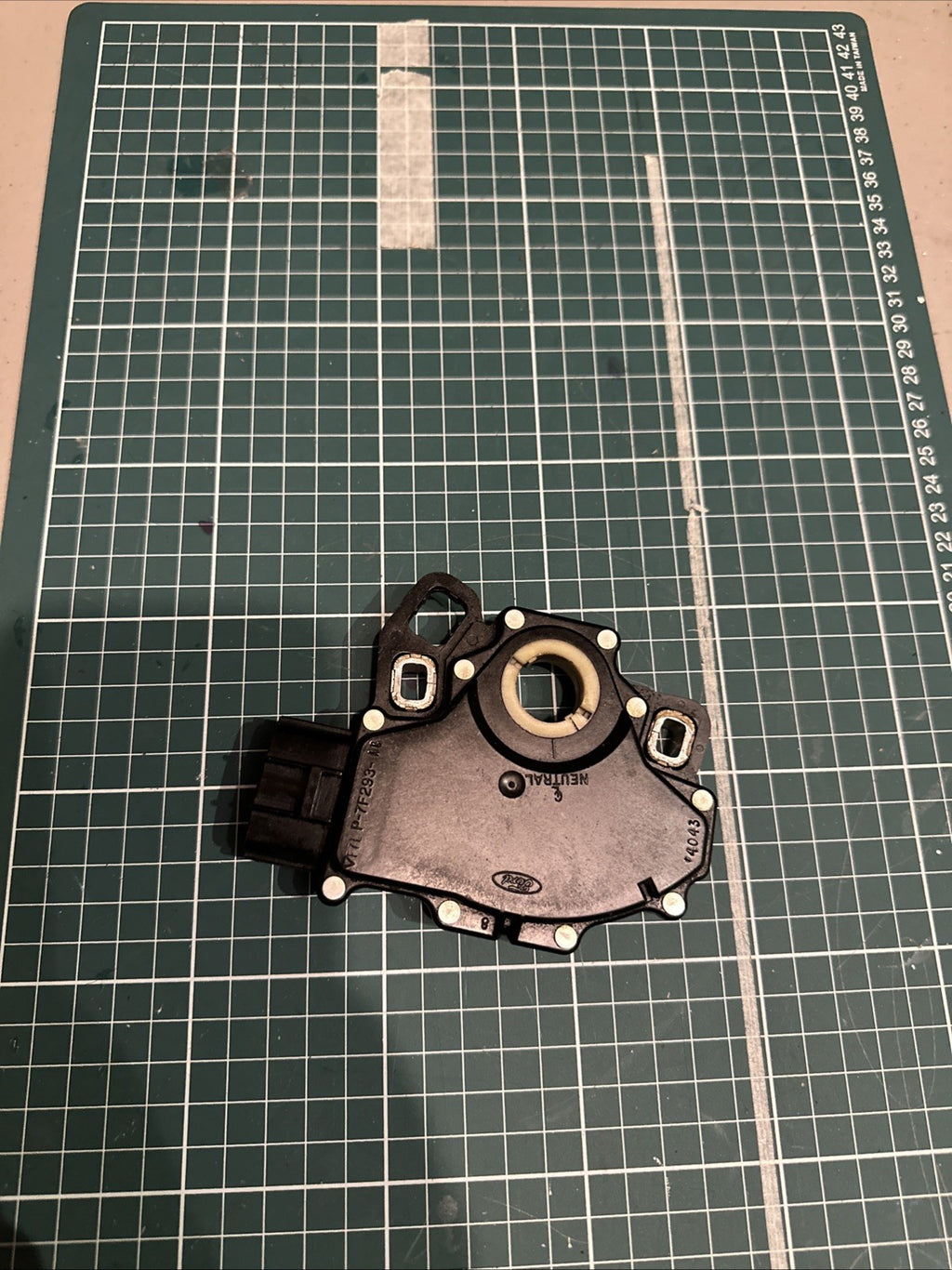 OEM F7LP-7F293-AC TRANSMISSION RANGE SENSOR 2004 FORD EXPEDITION uN-18