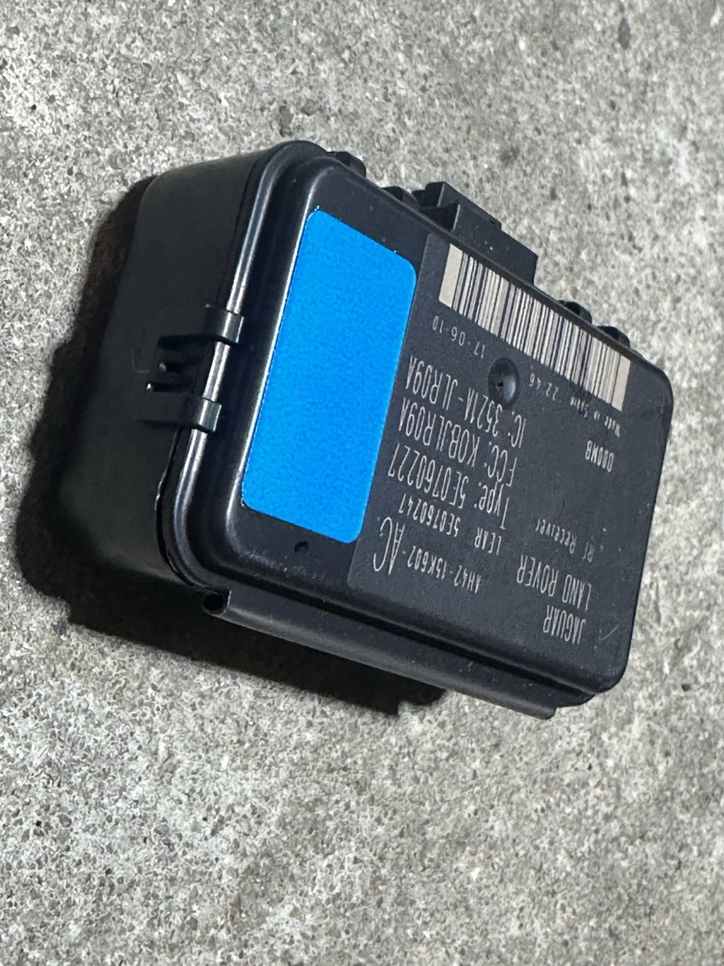 2010-2015 Jaguar XJ Keyless Entry Antenna AH62-15K602-AC 10-15