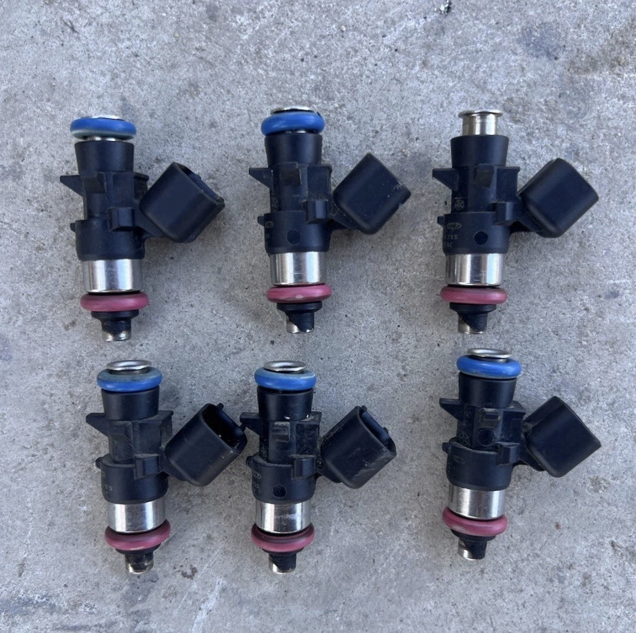 Dodge Jeep Chrysler RAM 3.6L Fuel Rail w/ Injectors 11-23 Used OEM 05184079AD