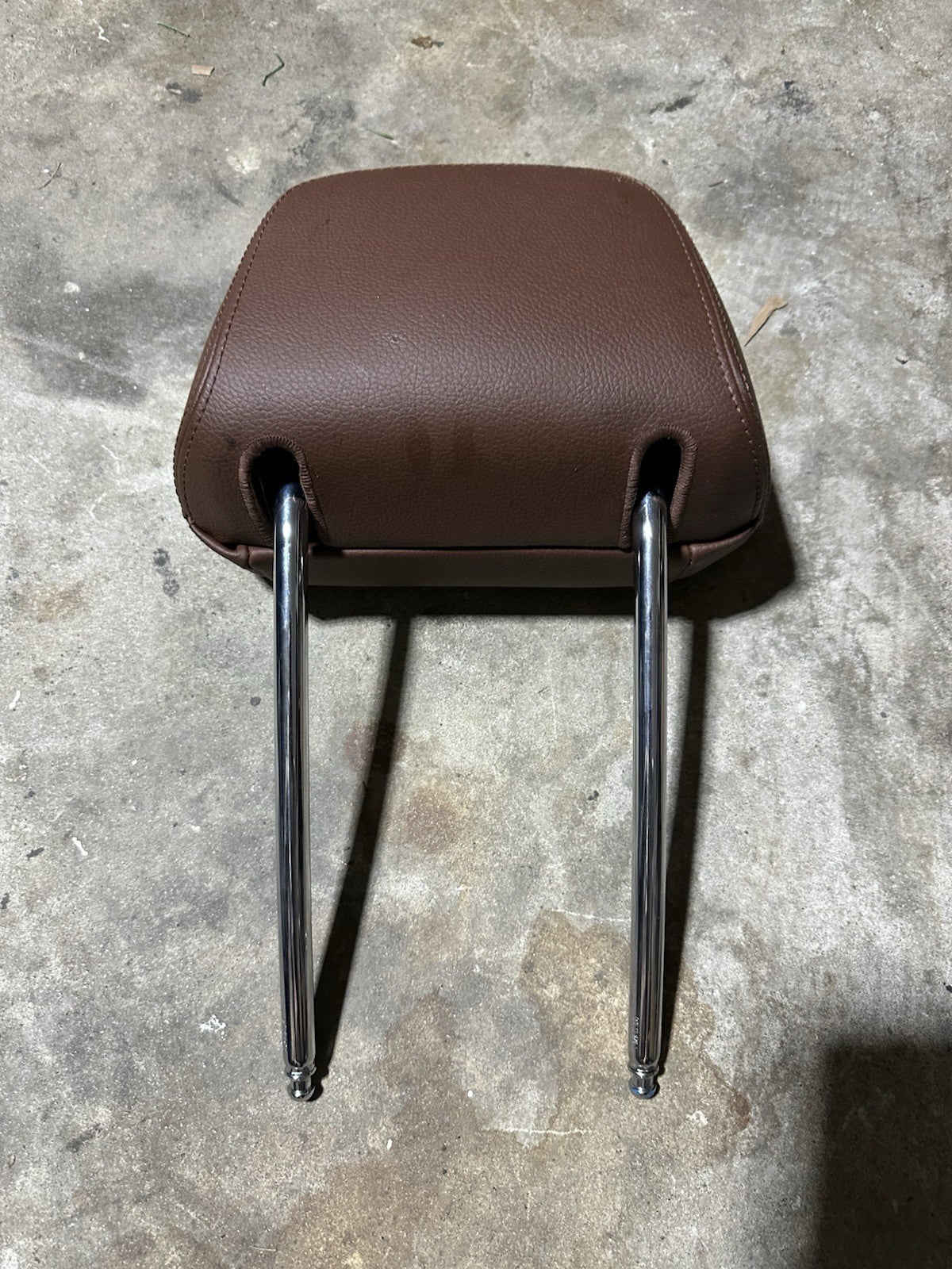 BMW X5 HEADREST FRONT SEAT BROWN F15 2014-2018 OEM