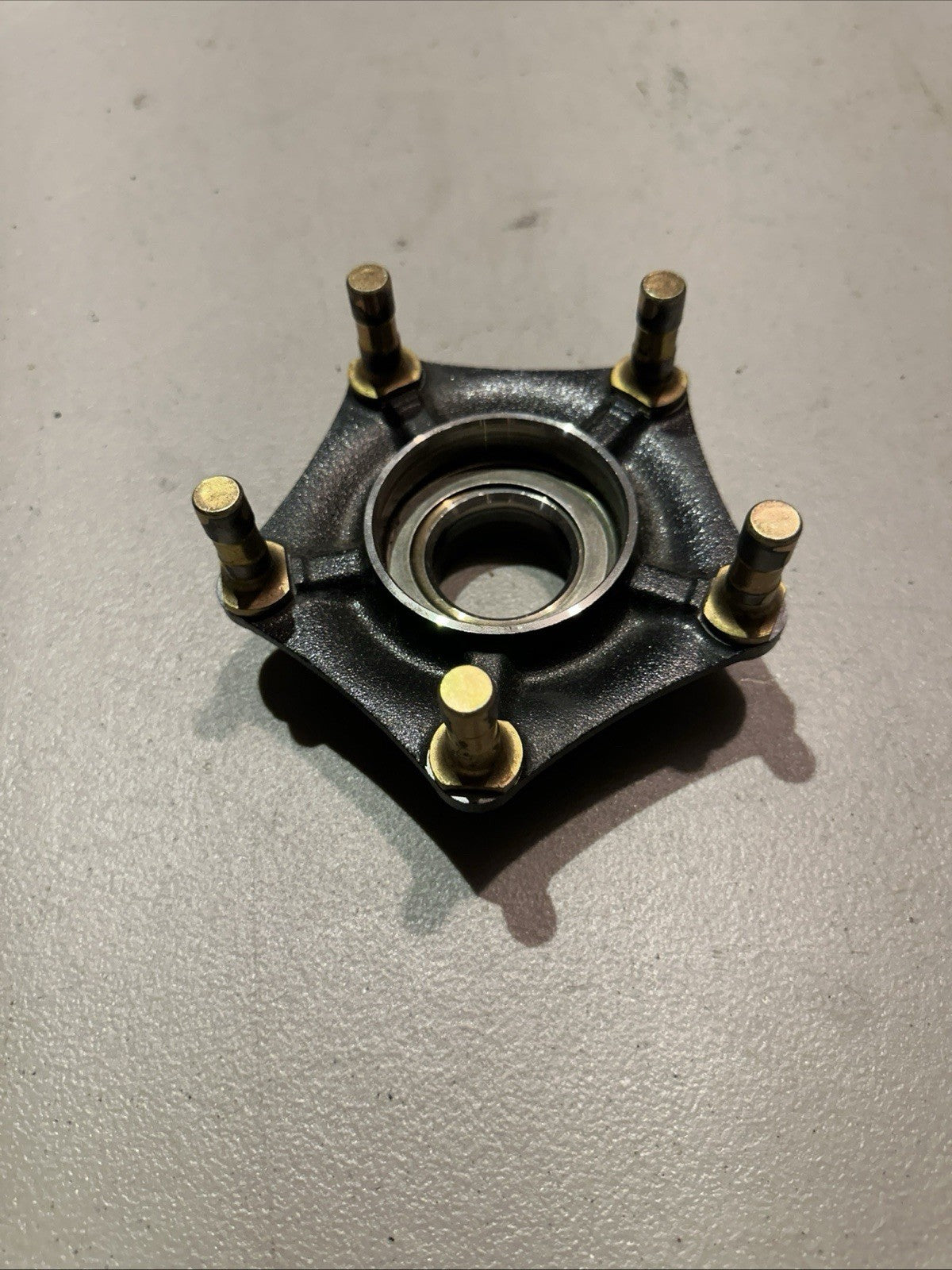 2004 HONDA SHADOW VT750C REAR WHEEL HUB